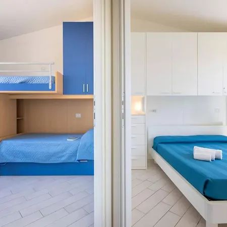Apartman Cozy Flat Just Steps From Baia Delle Mimose