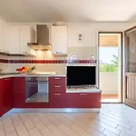 Apartmán Cozy Flat Just Steps From Baia Delle Mimose